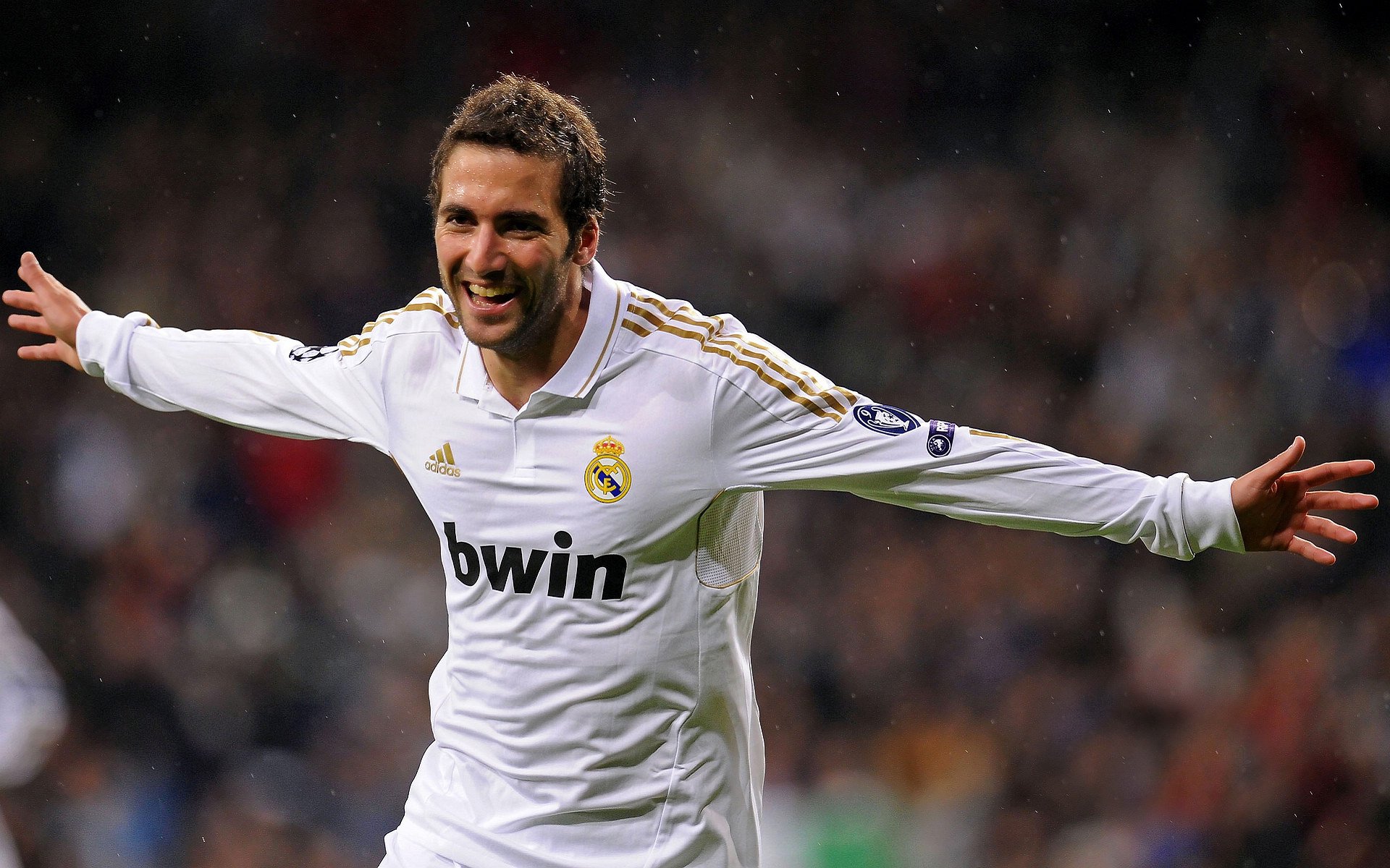 总决赛之夜,克莱·汤普森,三分雨中的不朽传奇