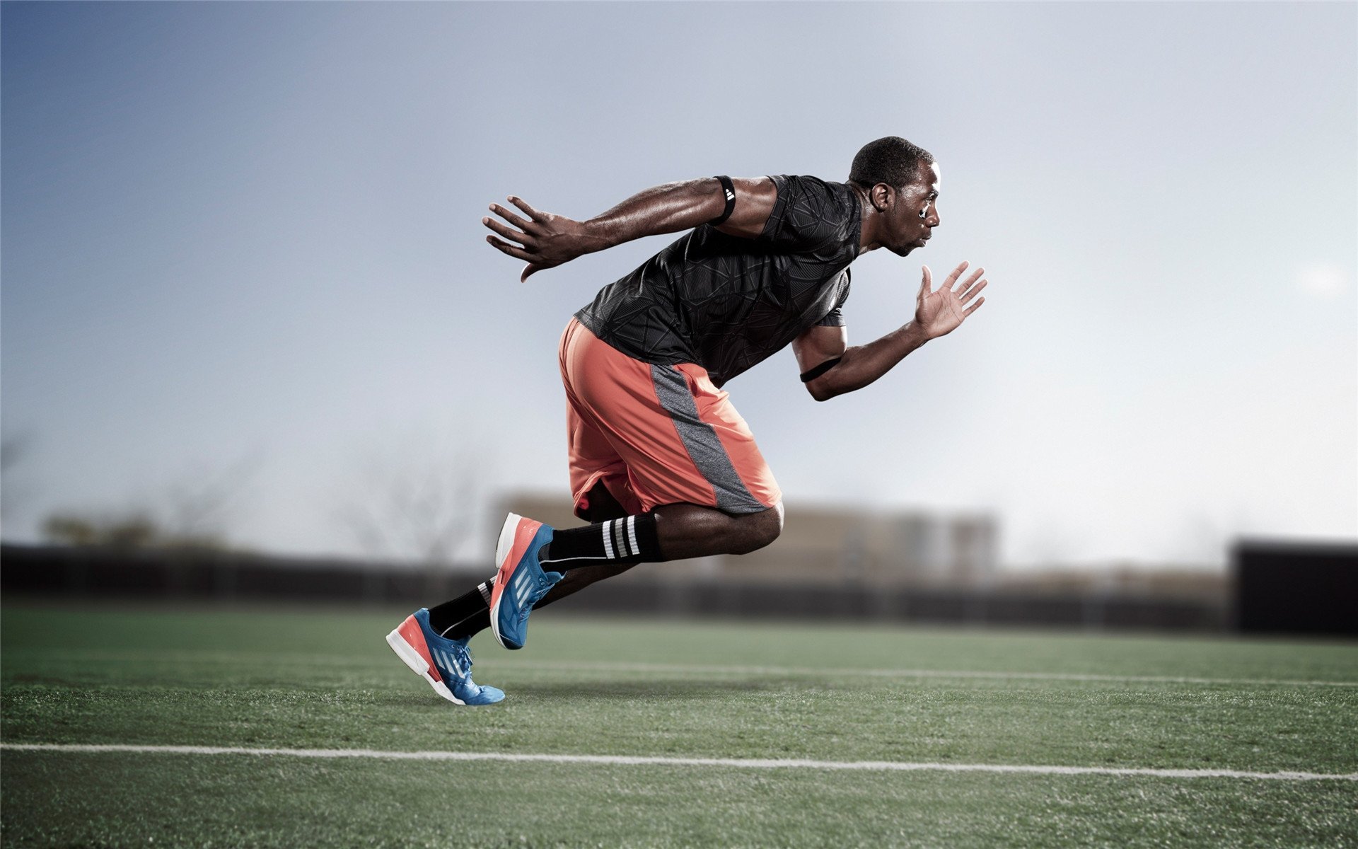 巴黎的夜，内马尔的证明，当质疑声在欧冠决赛的聚光灯下碎裂